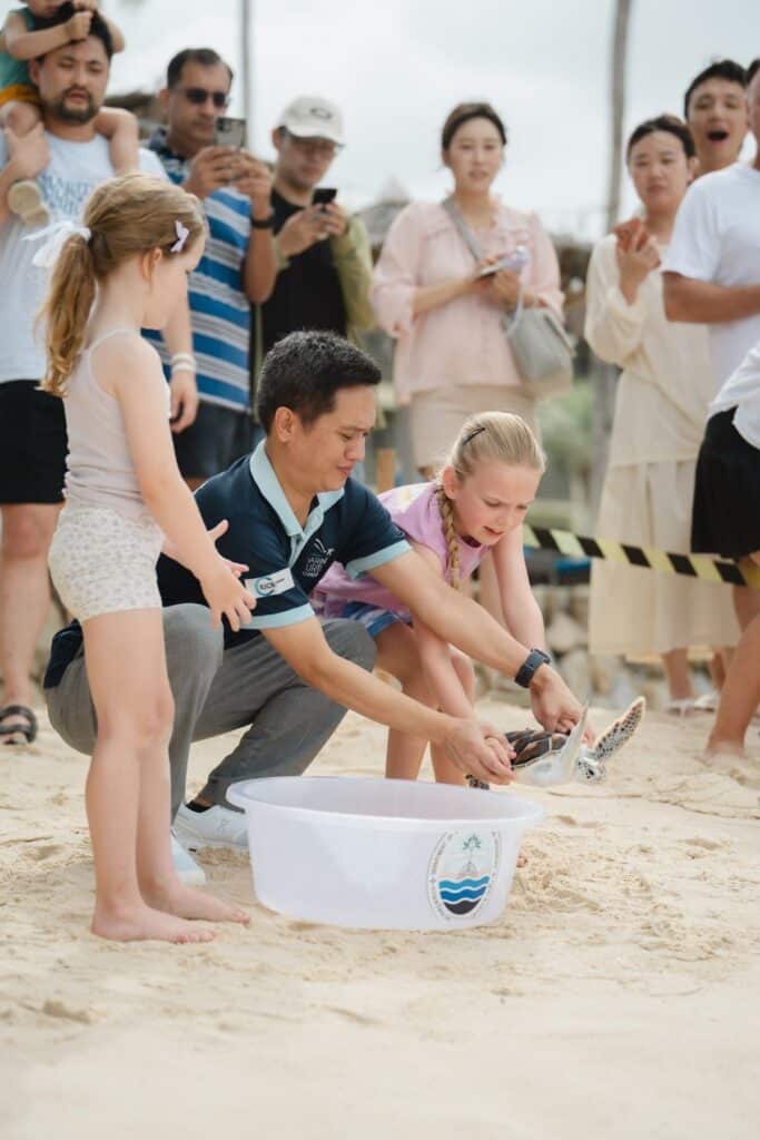 MAY PR 2025 09 23 181146 Phuket Marriott Resort & Spa, Merlin Beach Celebrates Peace and Conservation with "Journey to the Sea" Turtle Release Event
