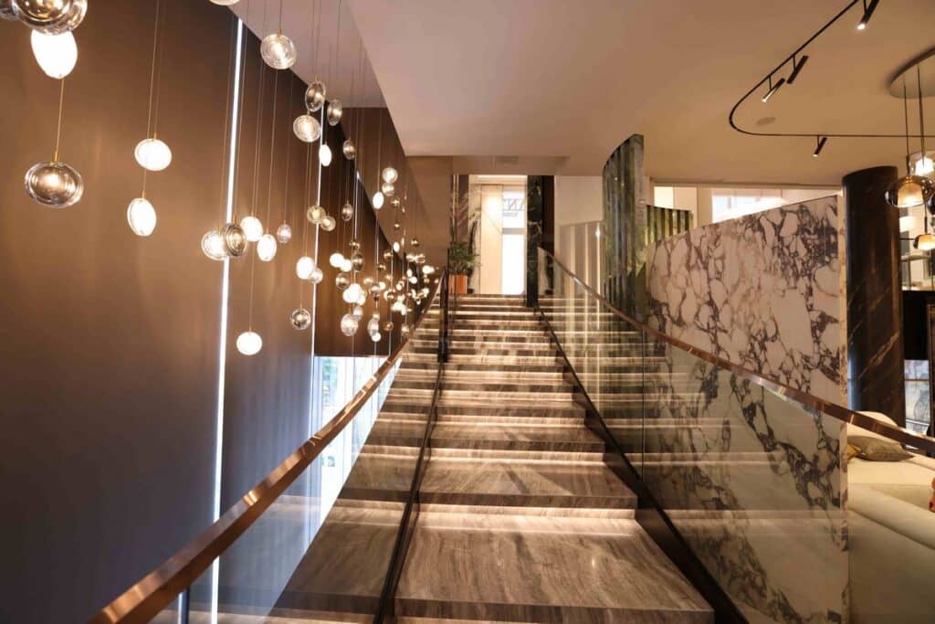 MAY PR 2025 10 09 143014 โอทูอี ซัพพลาย  ร่วมกับ บริลลิแอนซ์ รุกตลาด Luxury Living เปิดตัวโชว์รูมใหม่ เจาะ B2B2C ชูจุดเด่นแบรนด์ยุโรปมีจบครบในที่เดียว