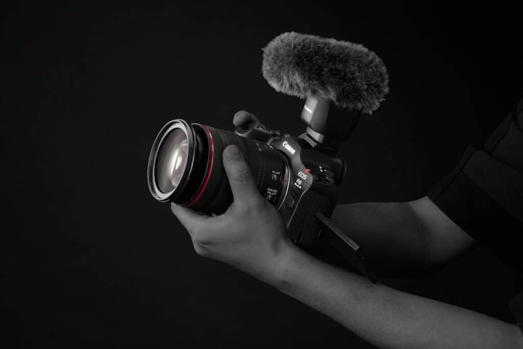 MAY PR 2025 08 06 103736 แคนนอน เปิดตัว Canon EOS R6 Mark III และเลนส์ไพรม์ RF45mm f/1.2 STM ตอบโจทย์ทุกจินตนาการด้วยศักยภาพเหนือชั้นเพื่อช่างภาพตัวจริง