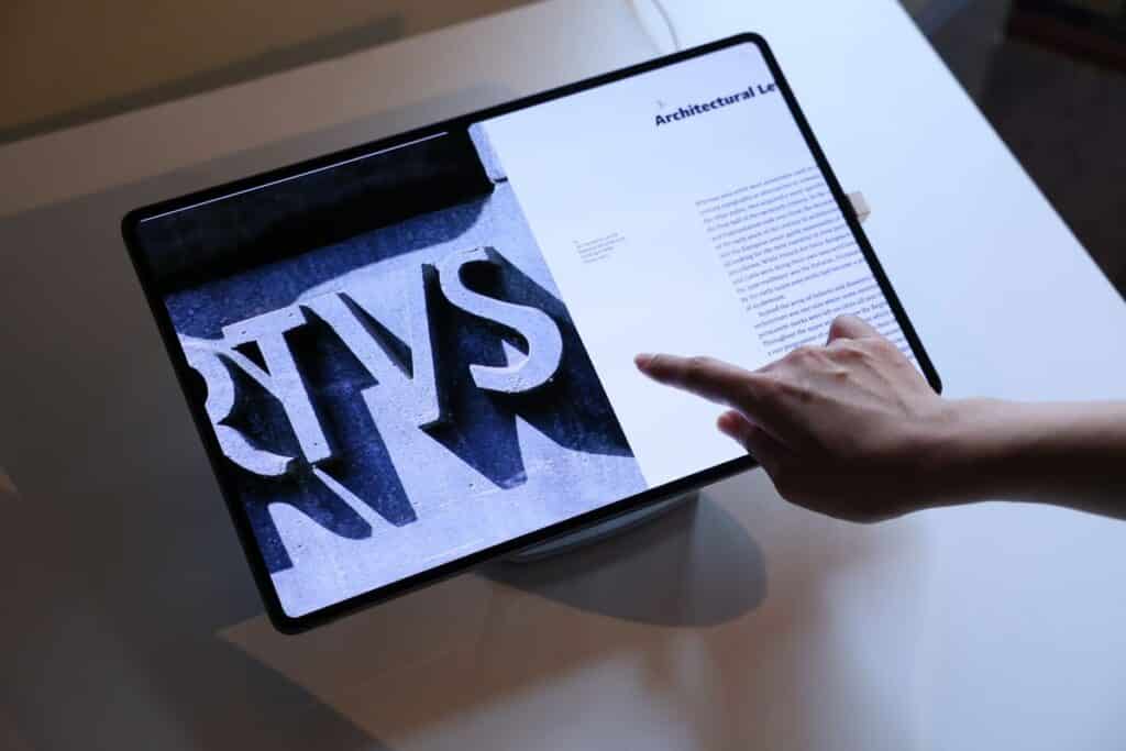 ซัมซุงยกระดับการเล่าเรื่องเทคโนโลยีจอภาพ สู่มาตรฐานใหม่ของการสื่อสารด้วยภาพ ในงาน Bangkok Design Week 2026 7 MAY PR 2026 01 29 170551 ซัมซุงยกระดับการเล่าเรื่องเทคโนโลยีจอภาพ สู่มาตรฐานใหม่ของการสื่อสารด้วยภาพ ในงาน Bangkok Design Week 2026