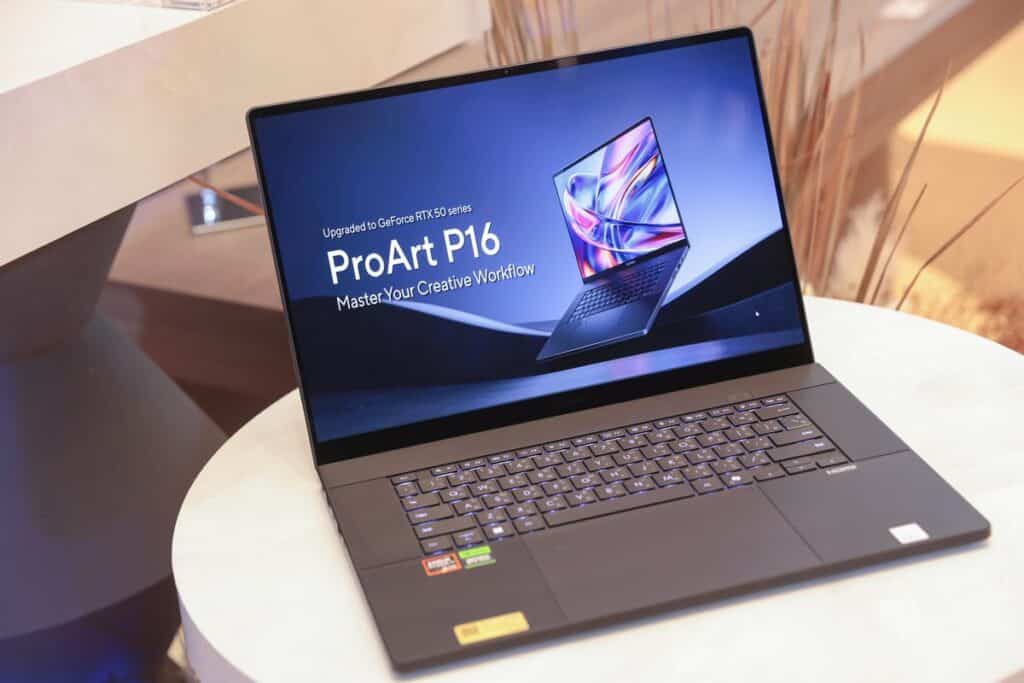 ASUS จับมือ AMD เปิดตัวโน้ตบุ๊ก AI PC ล่าสุดจาก CES 2026 พร้อมวางจำหน่ายในไทย ชูโปรเซสเซอร์ AMD Ryzen AI 400 Series ครบไลน์อัป Zenbook, Vivobook และ ProArt พร้อมเปิดโซนกิจกรรมให้ลูกค้าสัมผัสประสบการณ์ ‘Design You Can Feel’ 9 MAY PR 2026 02 09 124711 ASUS จับมือ AMD เปิดตัวโน้ตบุ๊ก AI PC ล่าสุดจาก CES 2026 พร้อมวางจำหน่ายในไทย ชูโปรเซสเซอร์ AMD Ryzen AI 400 Series ครบไลน์อัป Zenbook, Vivobook และ ProArt พร้อมเปิดโซนกิจกรรมให้ลูกค้าสัมผัสประสบการณ์ ‘Design You Can Feel’
